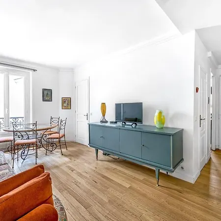 Montmartre - Lamarck - Caulaincourt 2bdr By B'your
